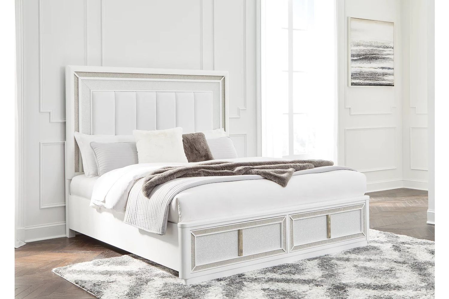 Chalanna California King Upholstered Storage Bed In White B822B5