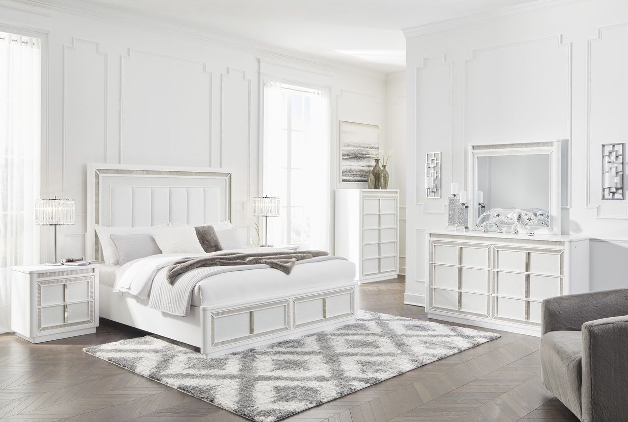 Chalanna California King Upholstered Storage Bed In White B822B5