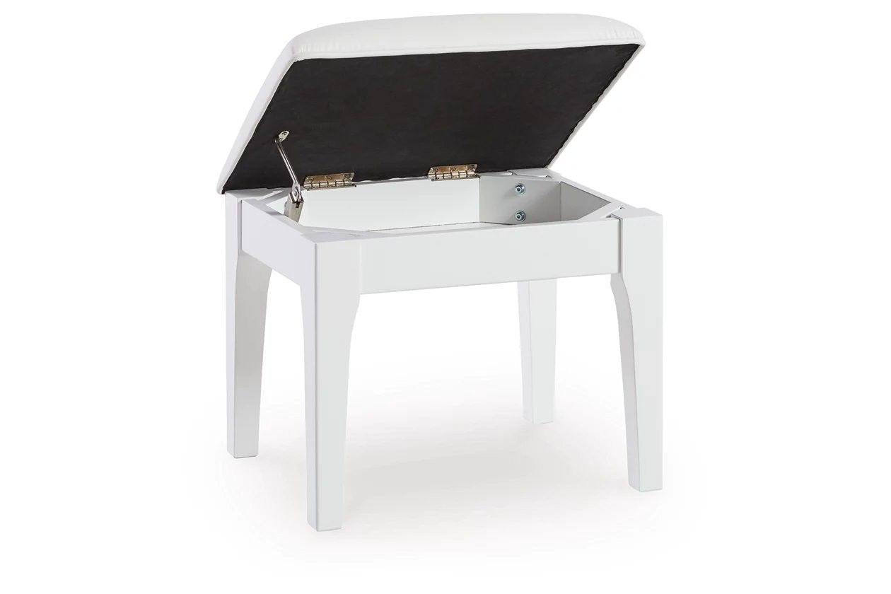 Chalanna Vanity Set In White B822B6