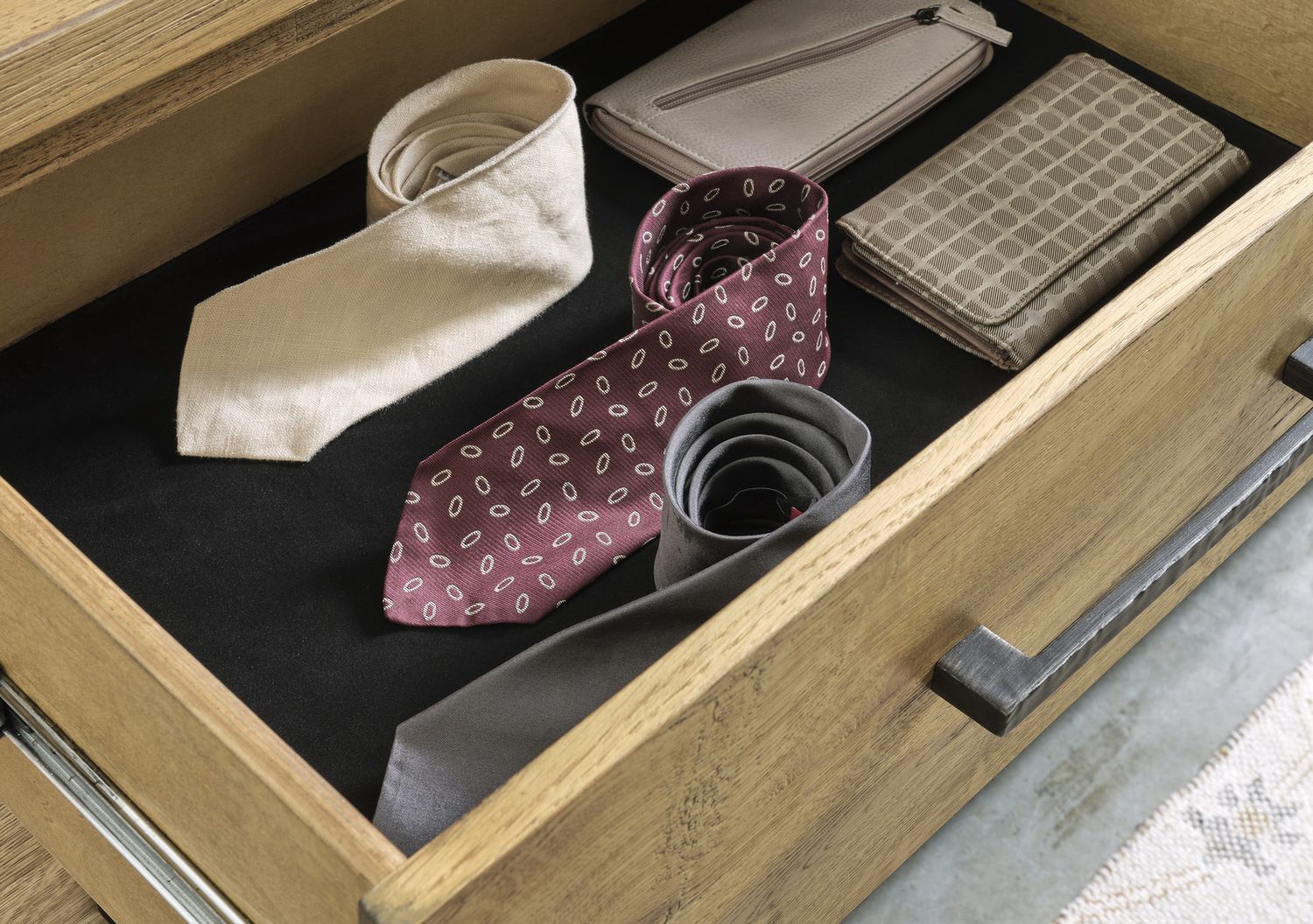 Galliden Dresser In Light Brown B84131