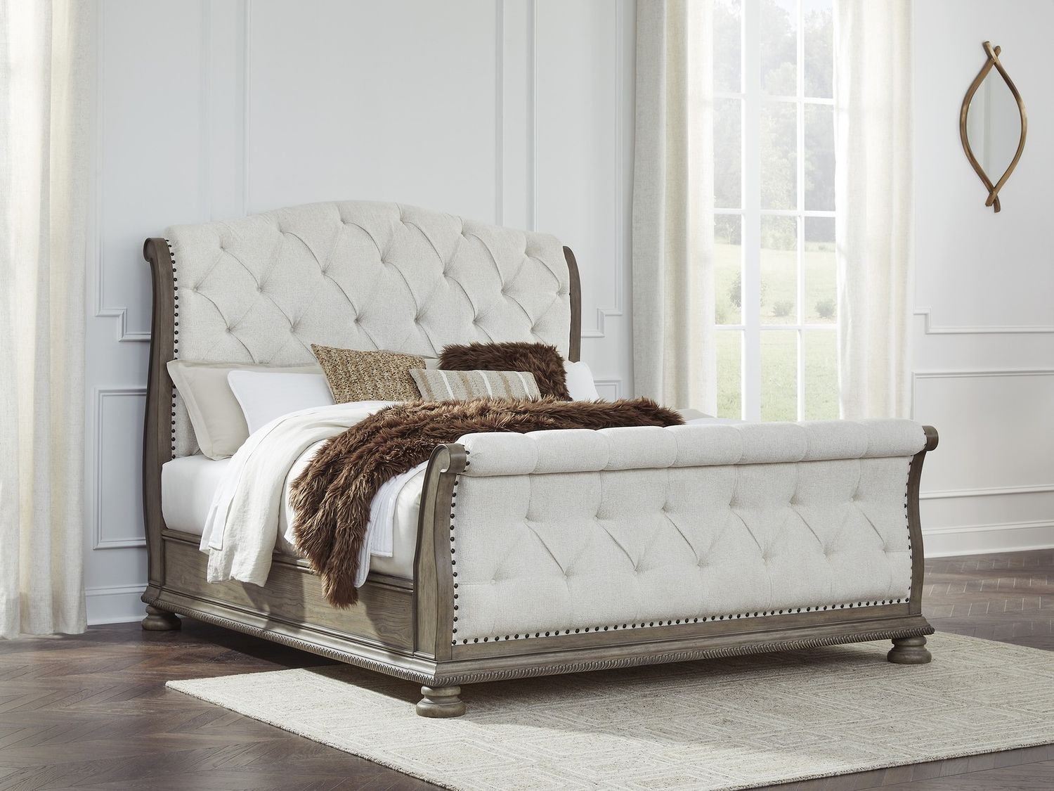 Ardenfield Queen Upholstered Sleigh Bed In Light Brown B944B2