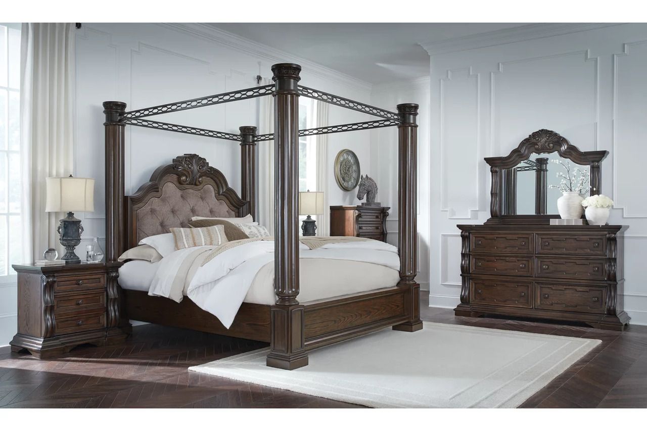 Maylee Queen Canopy Bed In Dark Brown B947B8