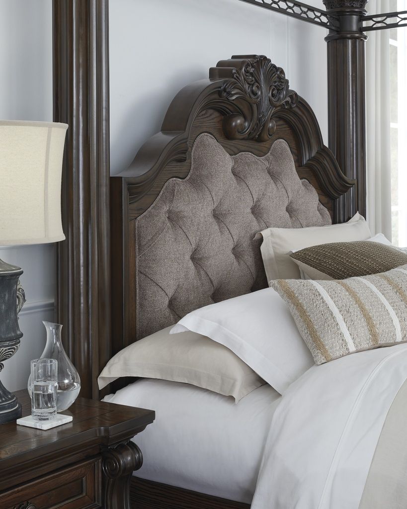 Maylee Queen Canopy Bed In Dark Brown B947B8