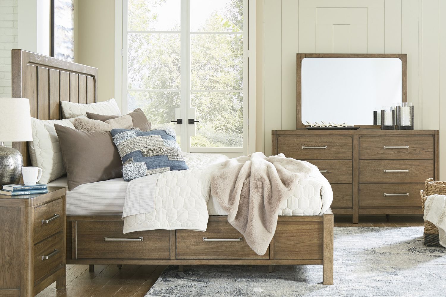 Cabalynn King Panel Bed with Storage In Light Brown B974B8
