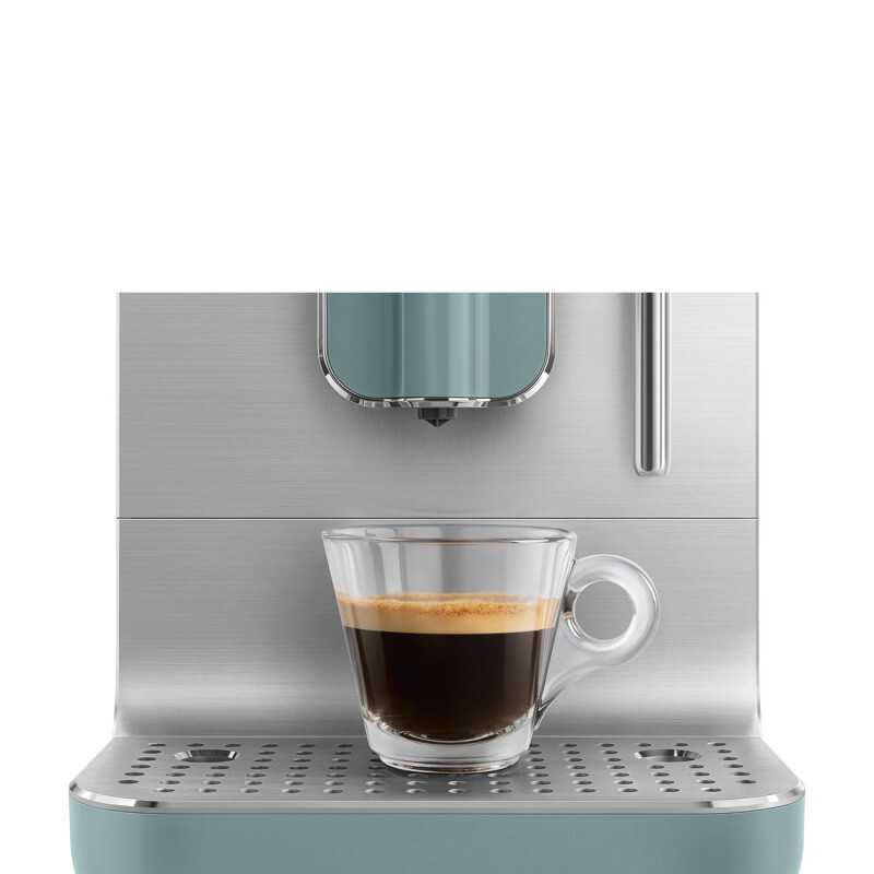 Automatic coffee machine Retro-style BCC02EGMUS