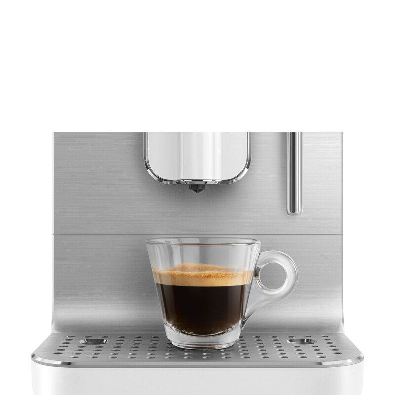 Automatic coffee machine Retro-style BCC02WHMUS