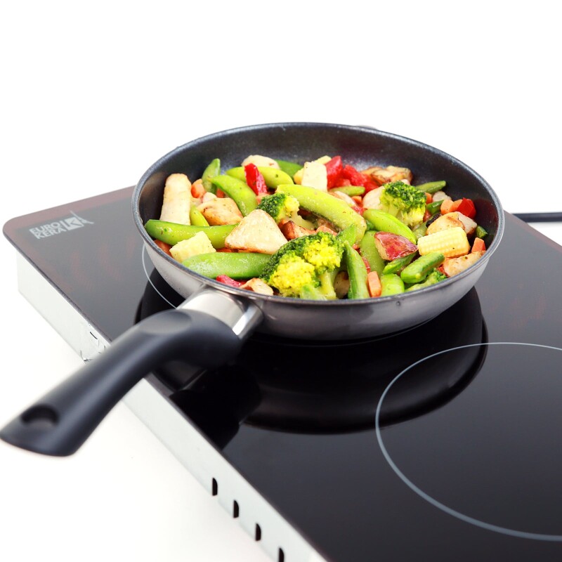 Avanti Drop in Cooktop view 3