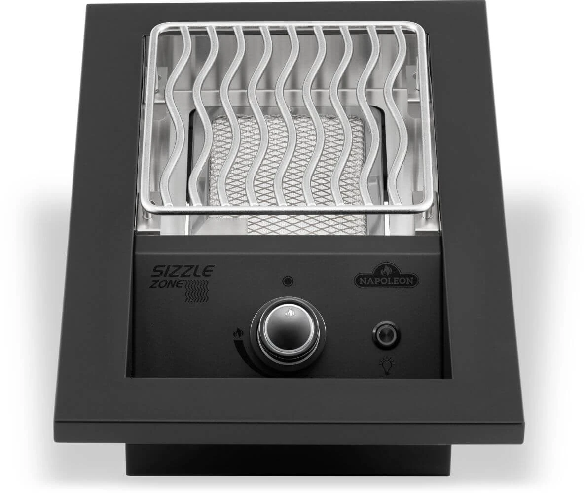 Built-in 700 Series Single Infrared Burner with Matte Black Cover BIB10IRPMK