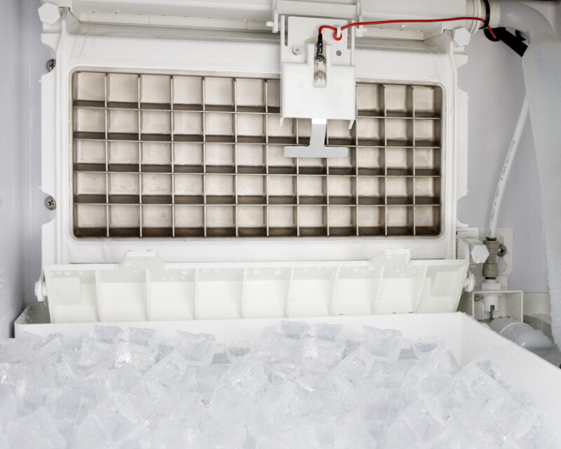 100 lb. Commercial Icemaker, ADA Compliant BIM100ADA