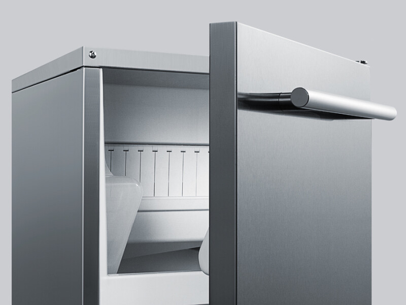 47 lb. Clear Outdoor/Indoor Icemaker view 5