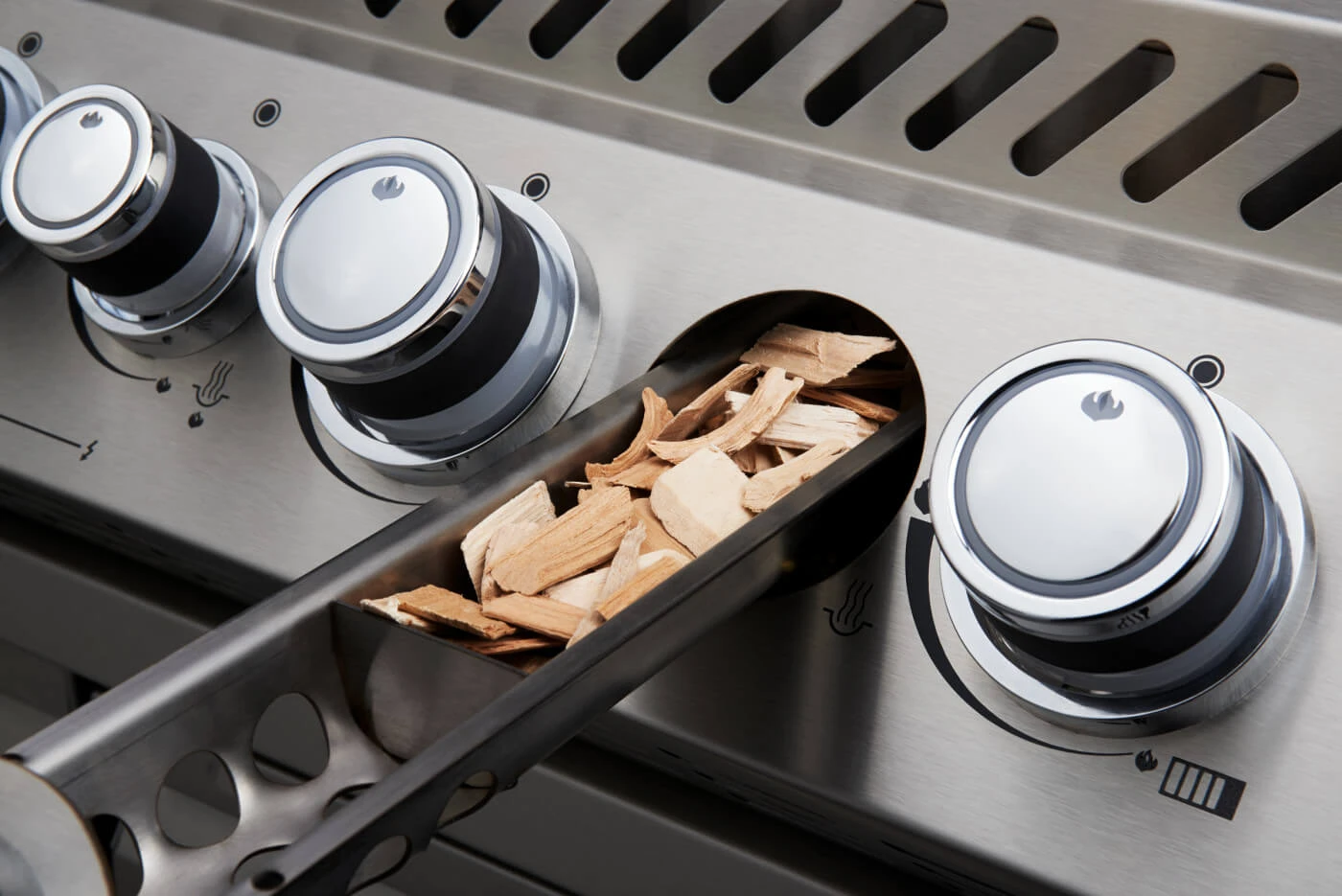 Built-in Prestige® PRO 665 RB with Infrared Rear Burner BIPRO665RBNSS3