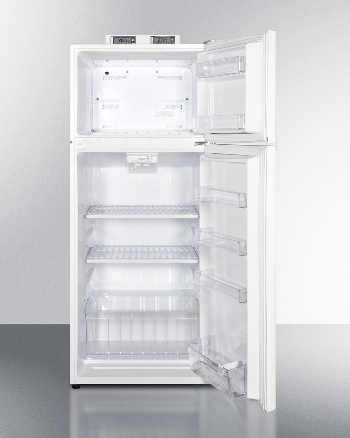 24" Wide Break Room Refrigerator-Freezer BKRF1118W