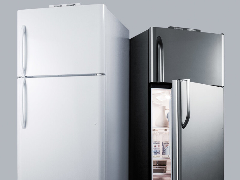 30" Wide Break Room Refrigerator-Freezer BKRF18W