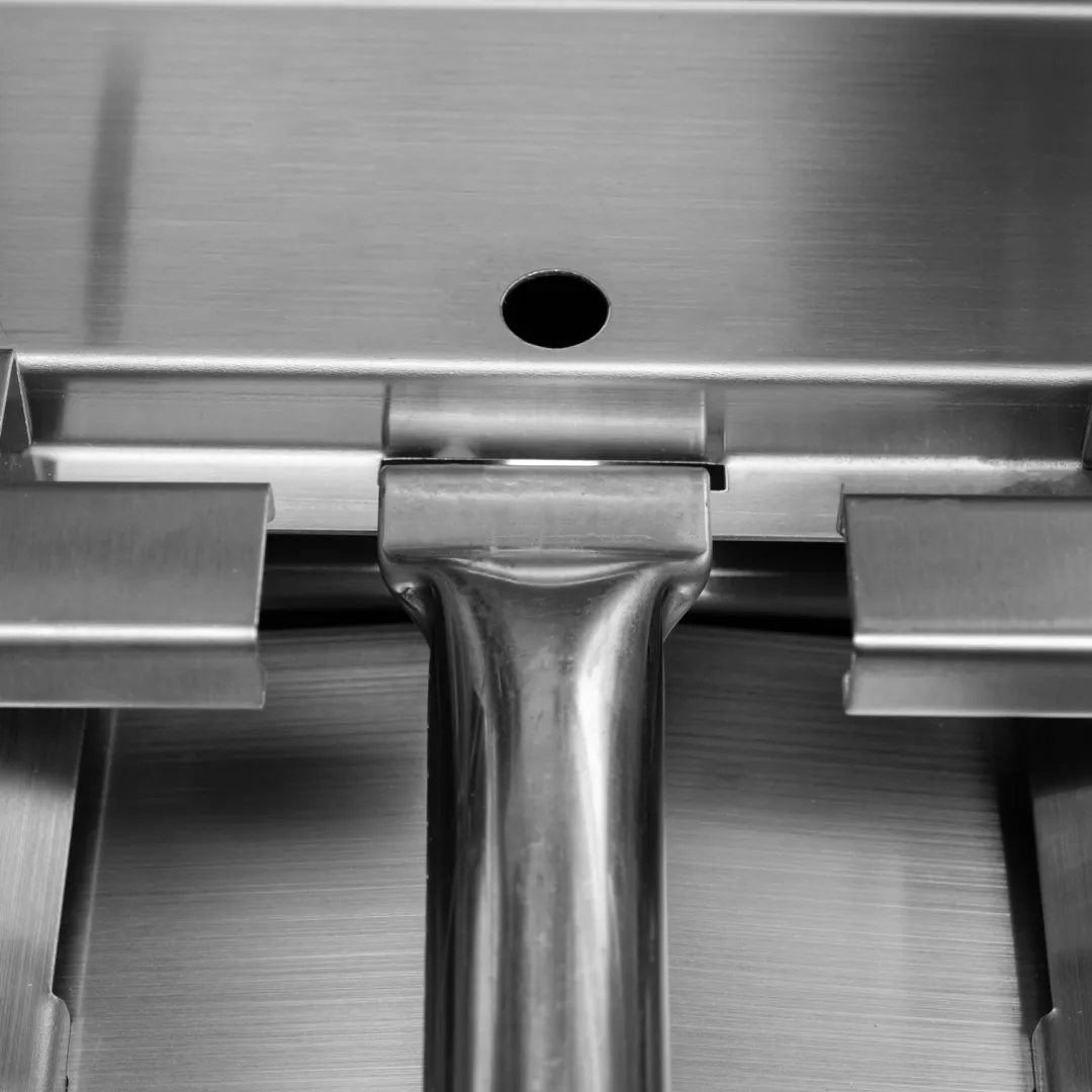 Prelude LBM 25-Inch 3-Burner Gas Grill BLZ3LBMLP