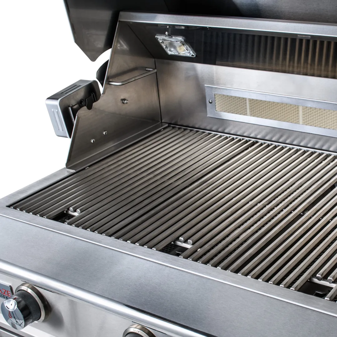 Professional LUX 34-Inch 3 Burner Built-In Gas Grill With Rear Infrared Burner BLZ3PRONG