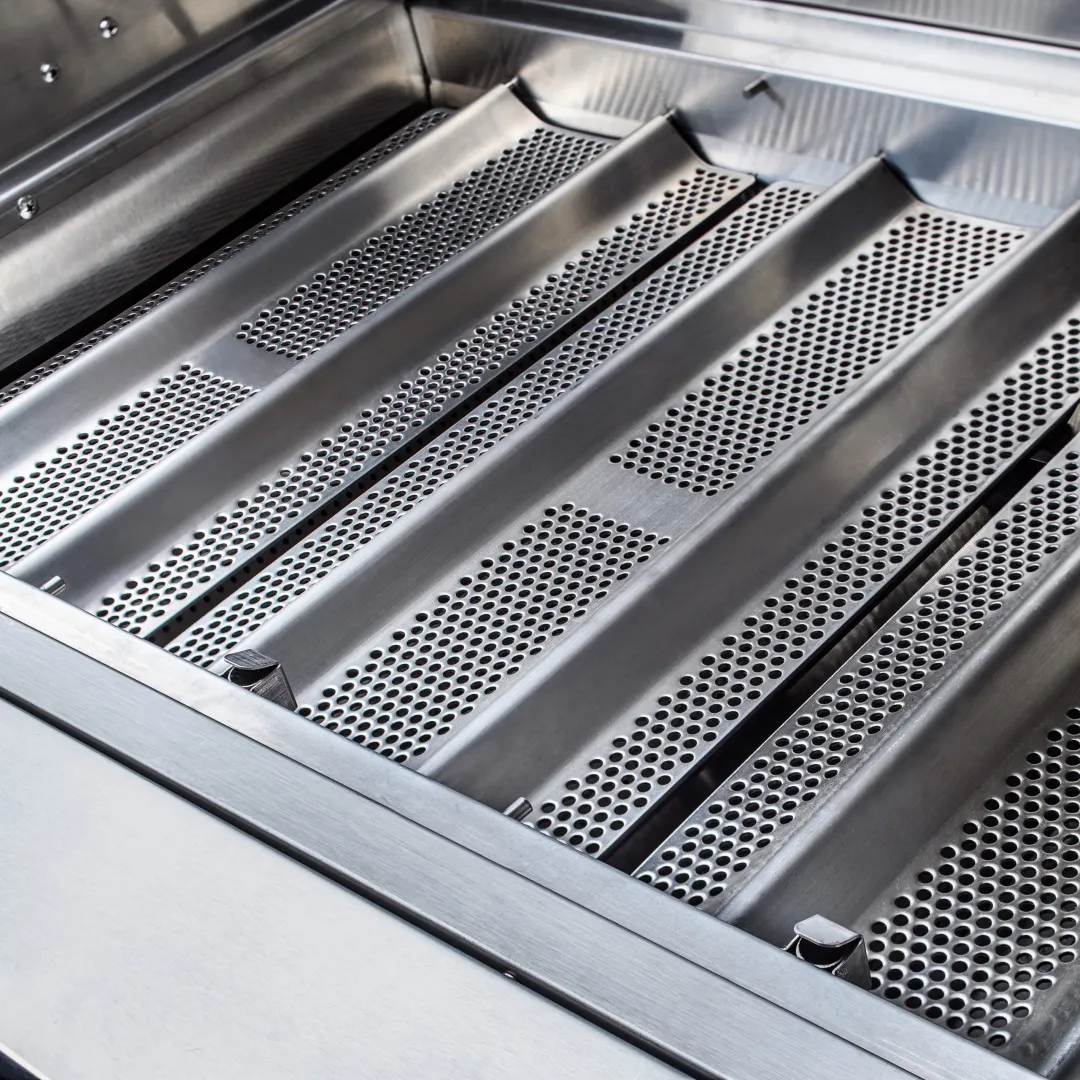 Professional 44-Inch 4 Burner Built-In Gas Grill With Rear Infrared Burner BLZ4PRONG