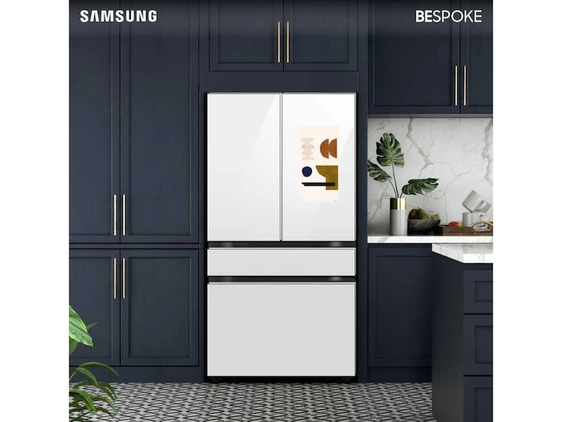 Bespoke 4-Door French Door Refrigerator (29 cu. ft.) – with Top Left and Family Hub Panel BNDL1646080407429