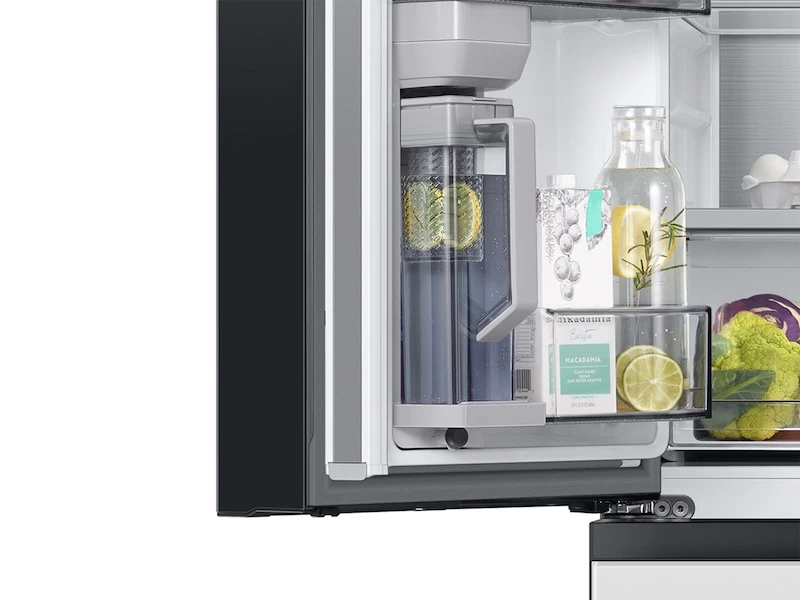 Bespoke 4-Door French Door Refrigerator (29 cu. ft.) with AutoFill Water Pitcher BNDL1646086748513
