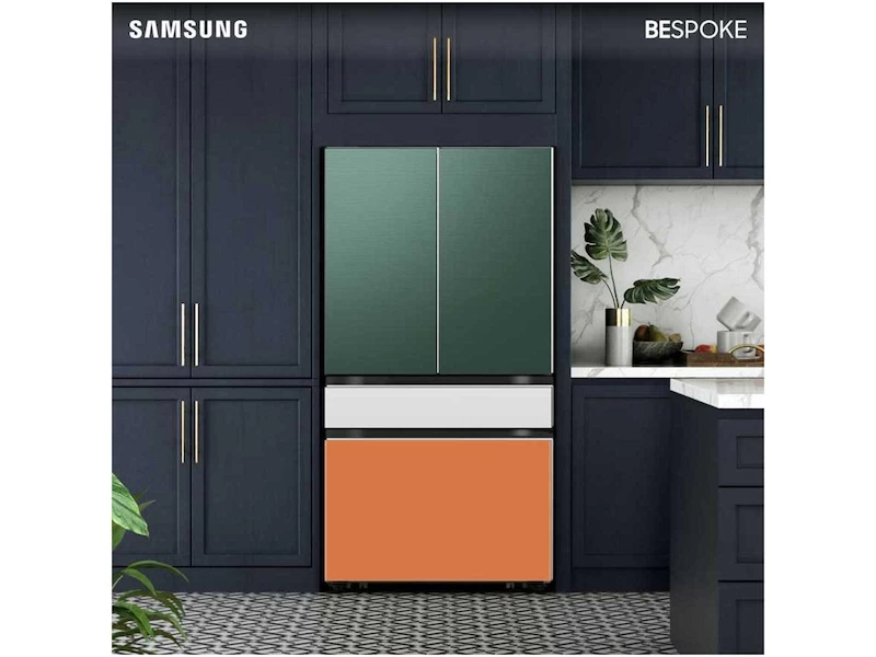 Bespoke 4-Door French Door Refrigerator (29 cu. ft.) with AutoFill Water Pitcher BNDL1649363019354