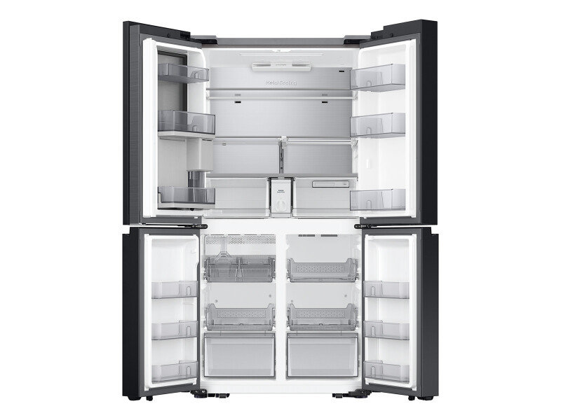 Bespoke 4-Door Flex™ Refrigerator (29 cu. ft.) with Beverage Center™ in Charcoal Glass (Customizable Panels) BNDL1709230702639, product image 8 of 11