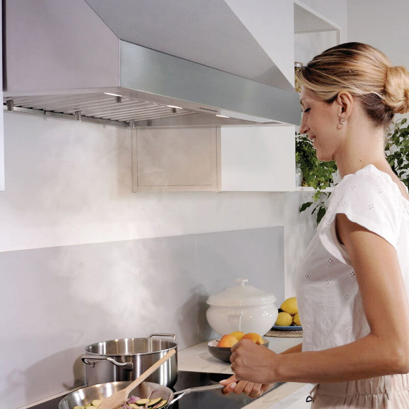 Breva Pro 18 36" Range Hood view 2