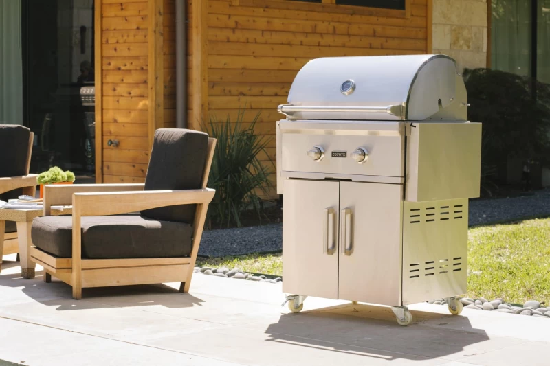 28" Freestanding C-Series Grill C1C28NGFS