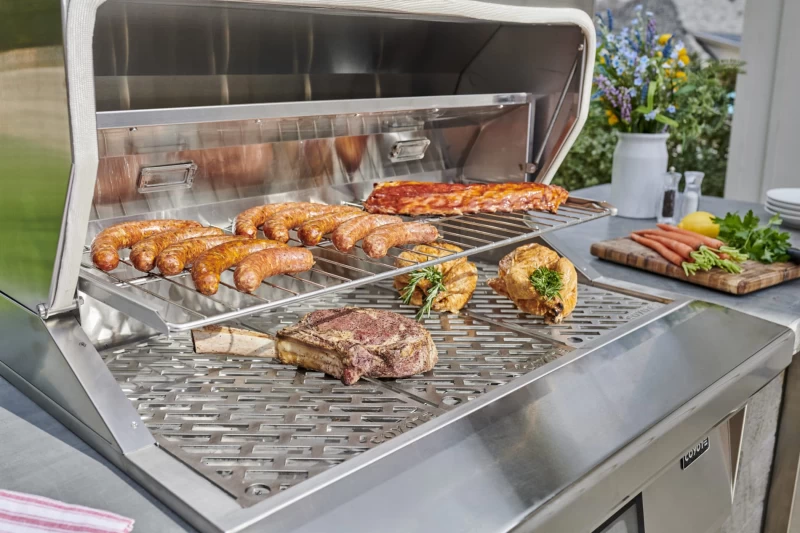 28" Built-In Pellet Grill C1P28
