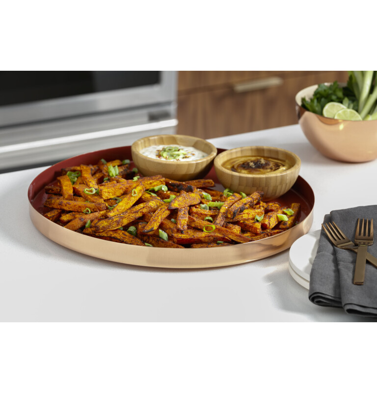 CAFÉ™ 30" Smart Slide-In, Front-Control, Dual-Fuel Range with Warming Drawer view 21