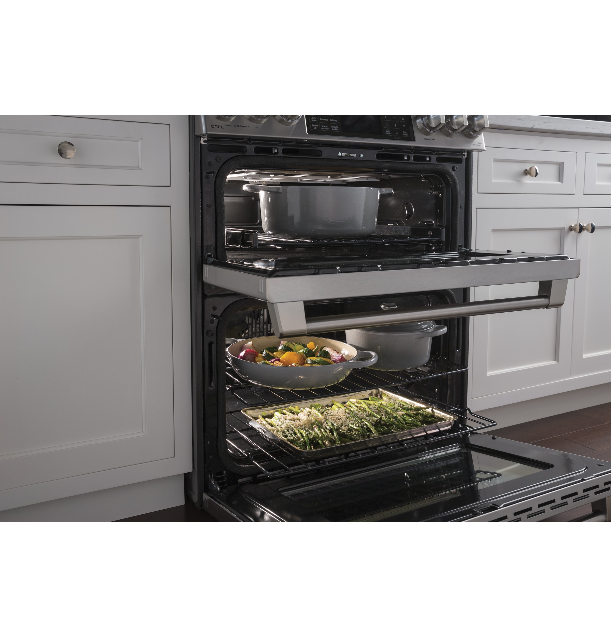 Café Series 30" Slide-in Front Control Dual-fuel Double Oven With Convection Range C2S995SELSS