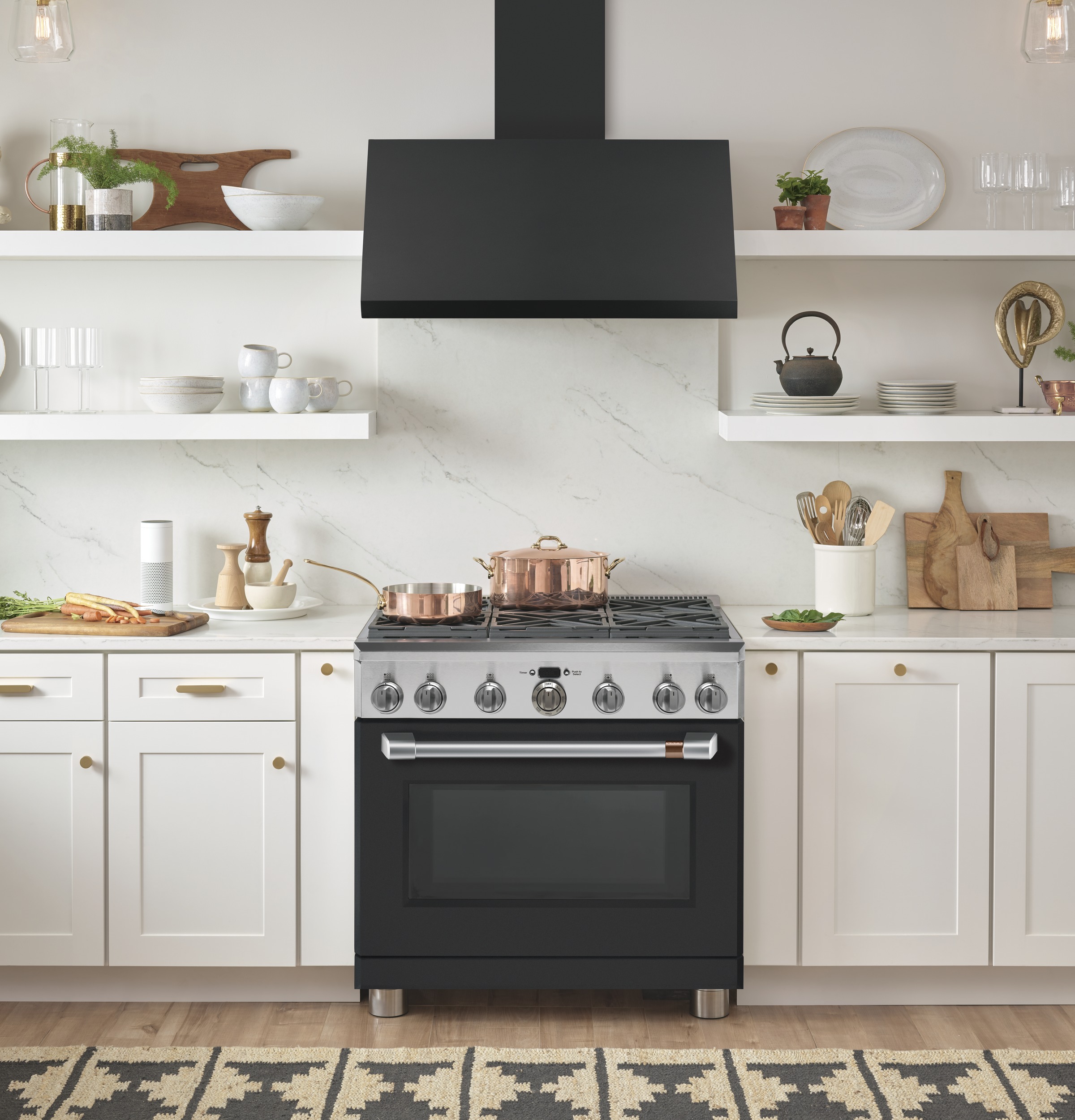 36" Dual-Fuel Professional Range with 6 Burners (Natural Gas) view 8