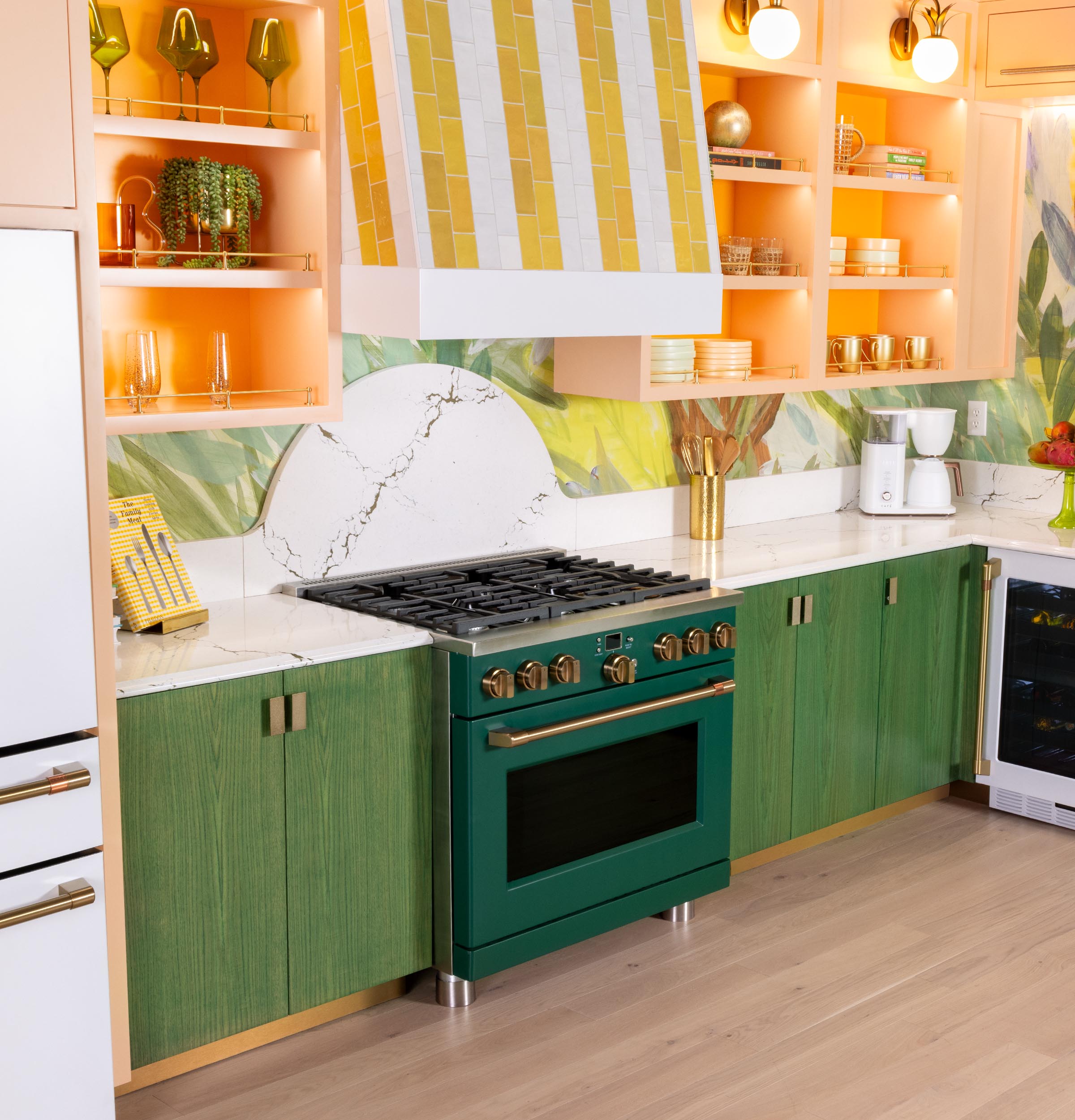 Café 36" Smart Dual-fuel Commercial-style Range With 6 Burners (natural Gas) C2Y366P5TG2