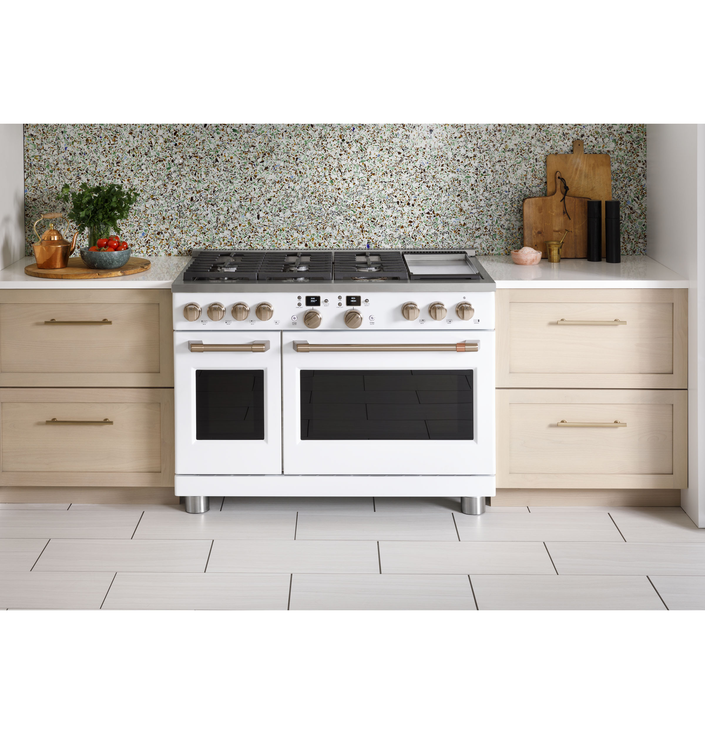 CAFÉ™ 48" Smart Dual-Fuel Commercial-Style Range with 6 Burners and Griddle (Natural Gas) view 14