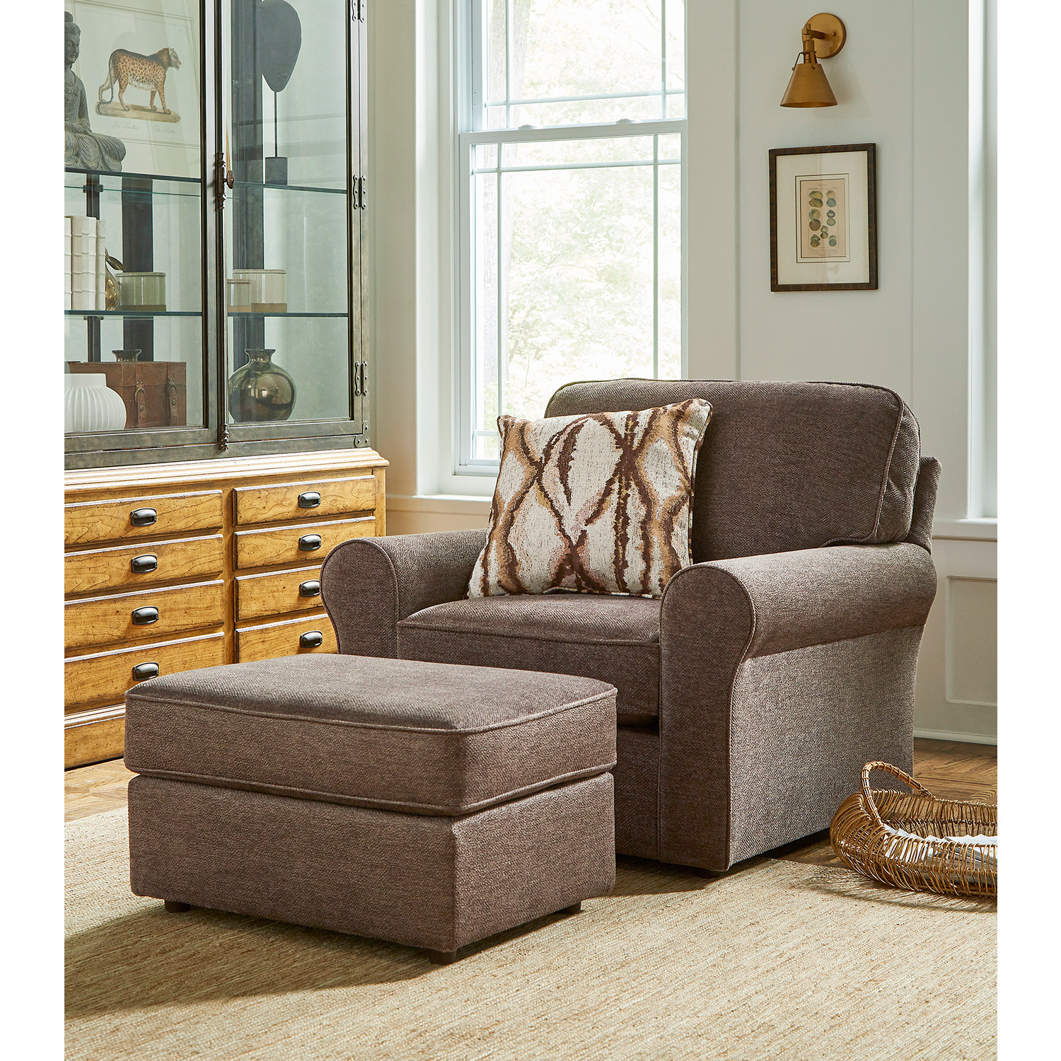 Hanway - Stationary Chair - C50 C50