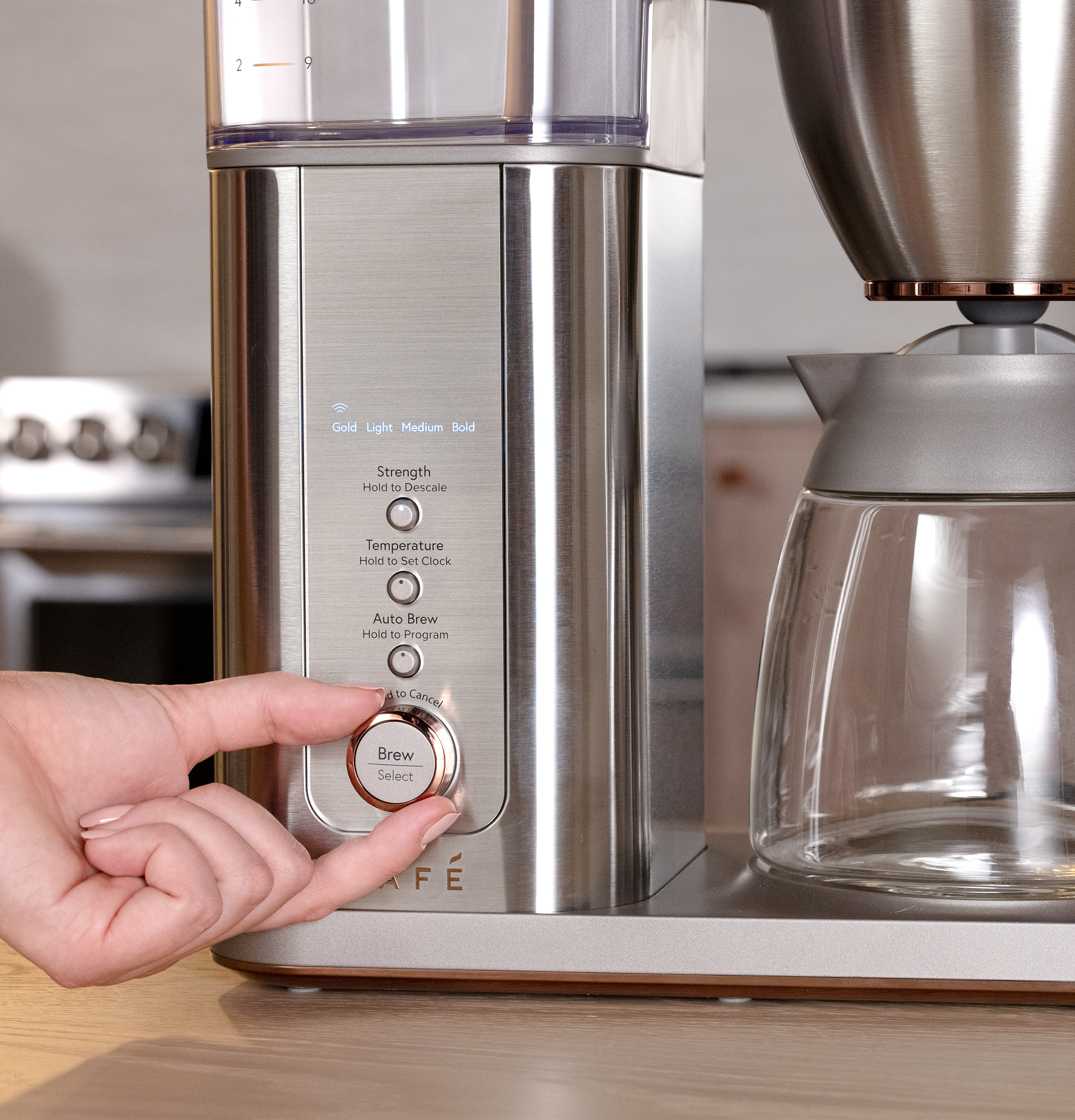 Brew smooth, flavorful coffee with the CAFÉ™ Specialty Drip Coffee Maker. Featuring a glass carafe, SCA certification, and precision controls for strength and temperature, it combines high pe C7CDABS2RS3