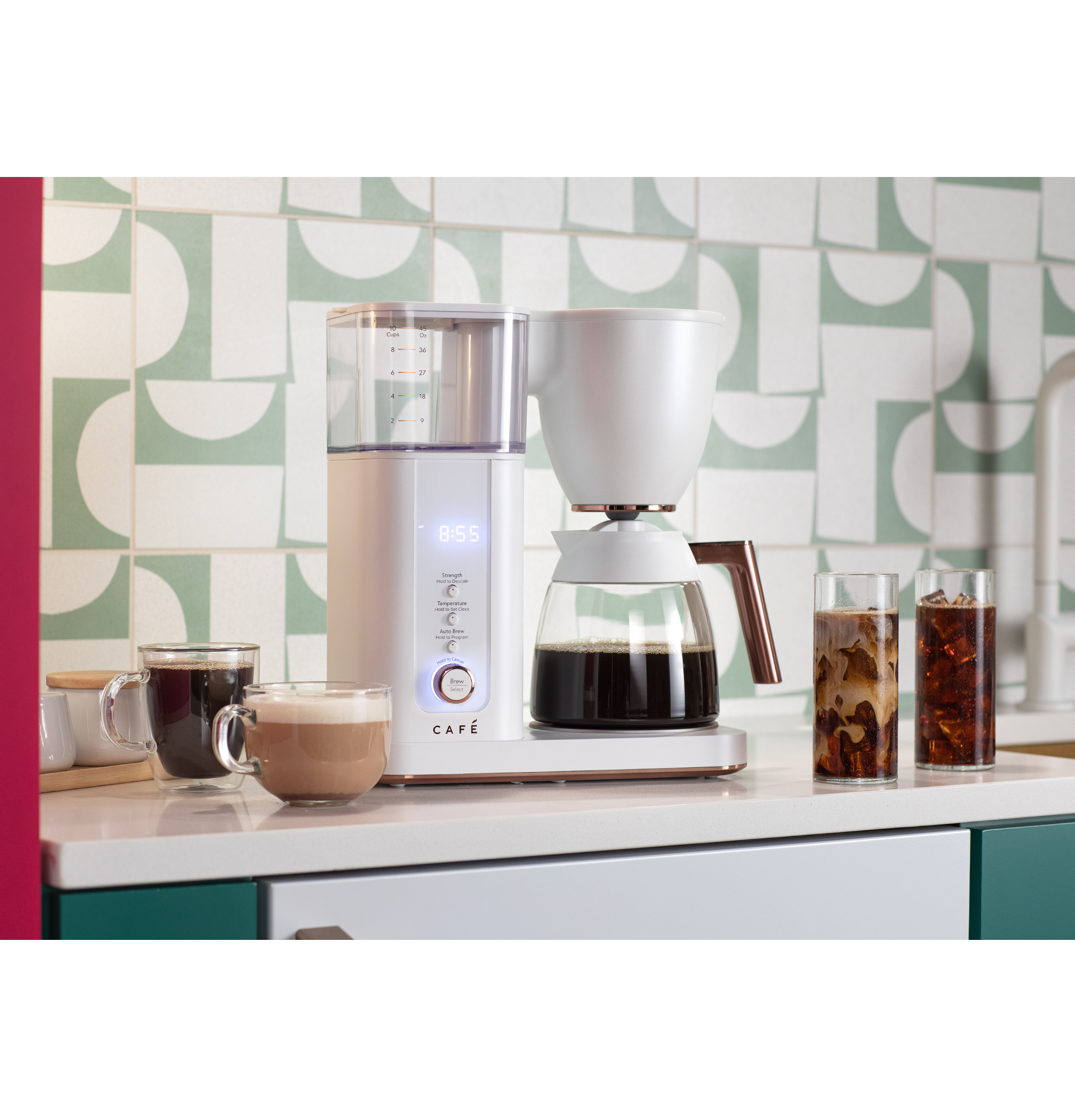Café Specialty Drip Coffee Maker With Glass Carafe C7CDABS4RW3
