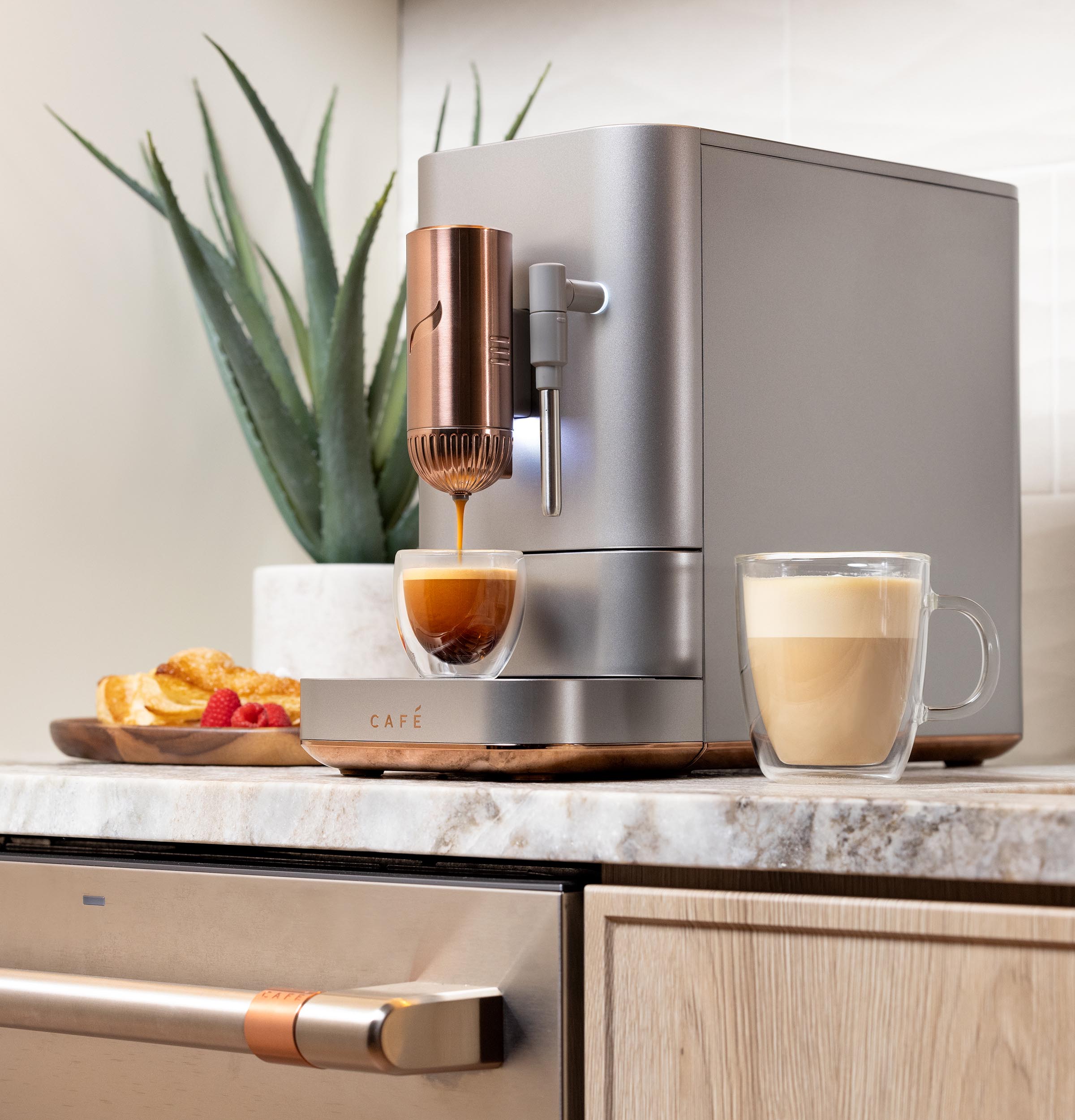 Affetto Automatic Espresso Machine + Frother C7CEBBS2RS3