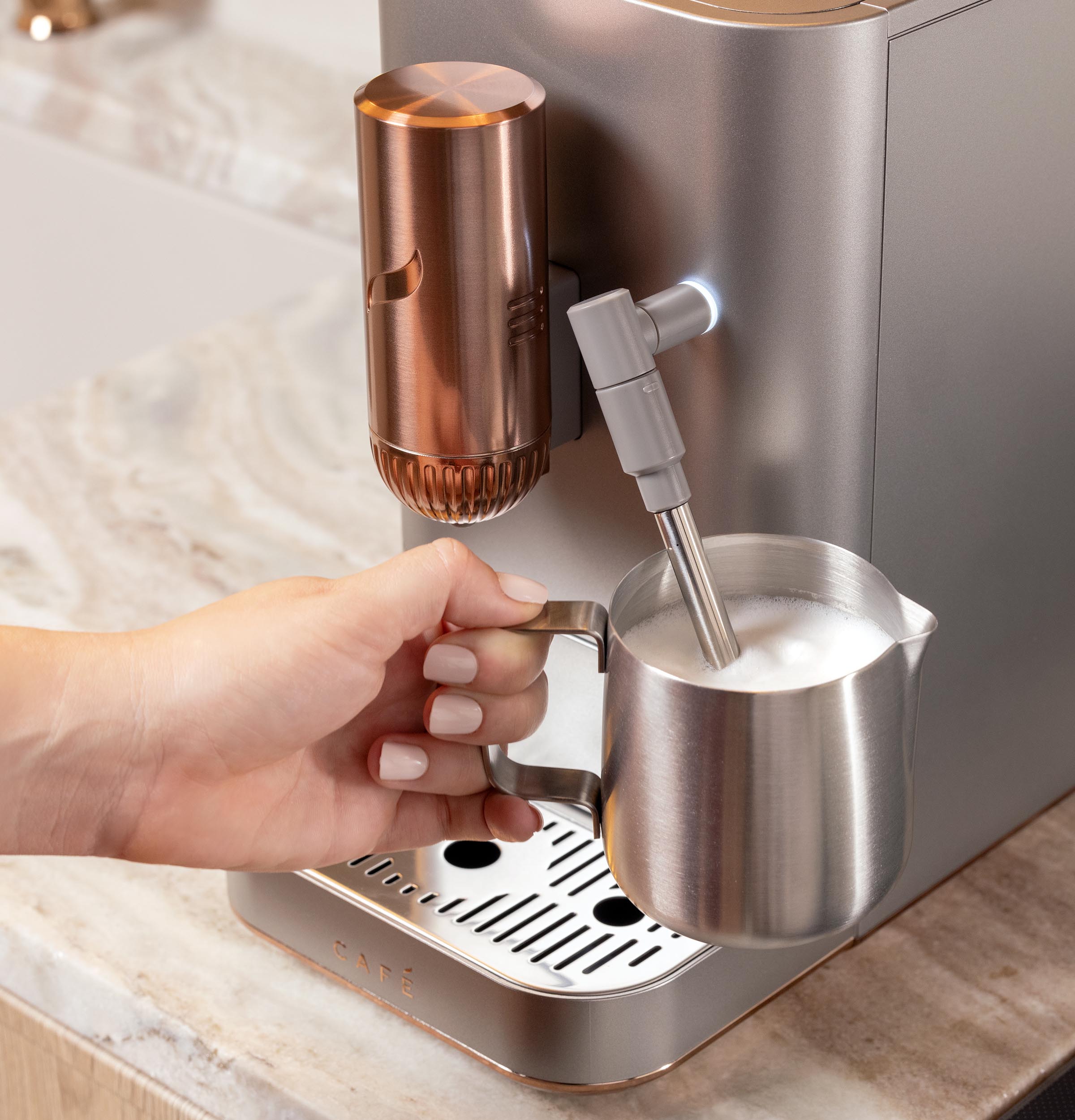 Affetto Automatic Espresso Machine + Frother C7CEBBS2RS3