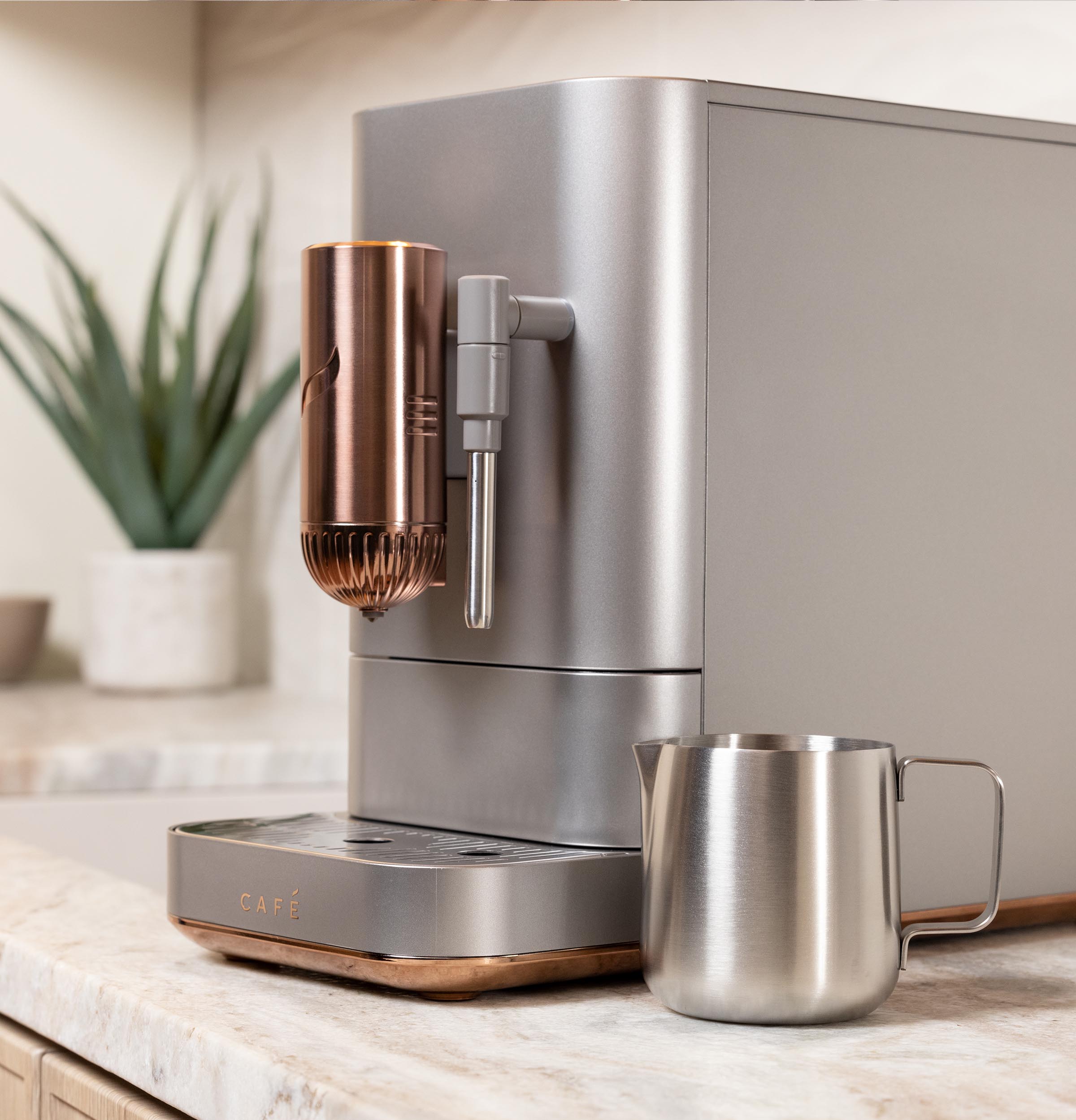 Affetto Automatic Espresso Machine + Frother C7CEBBS2RS3