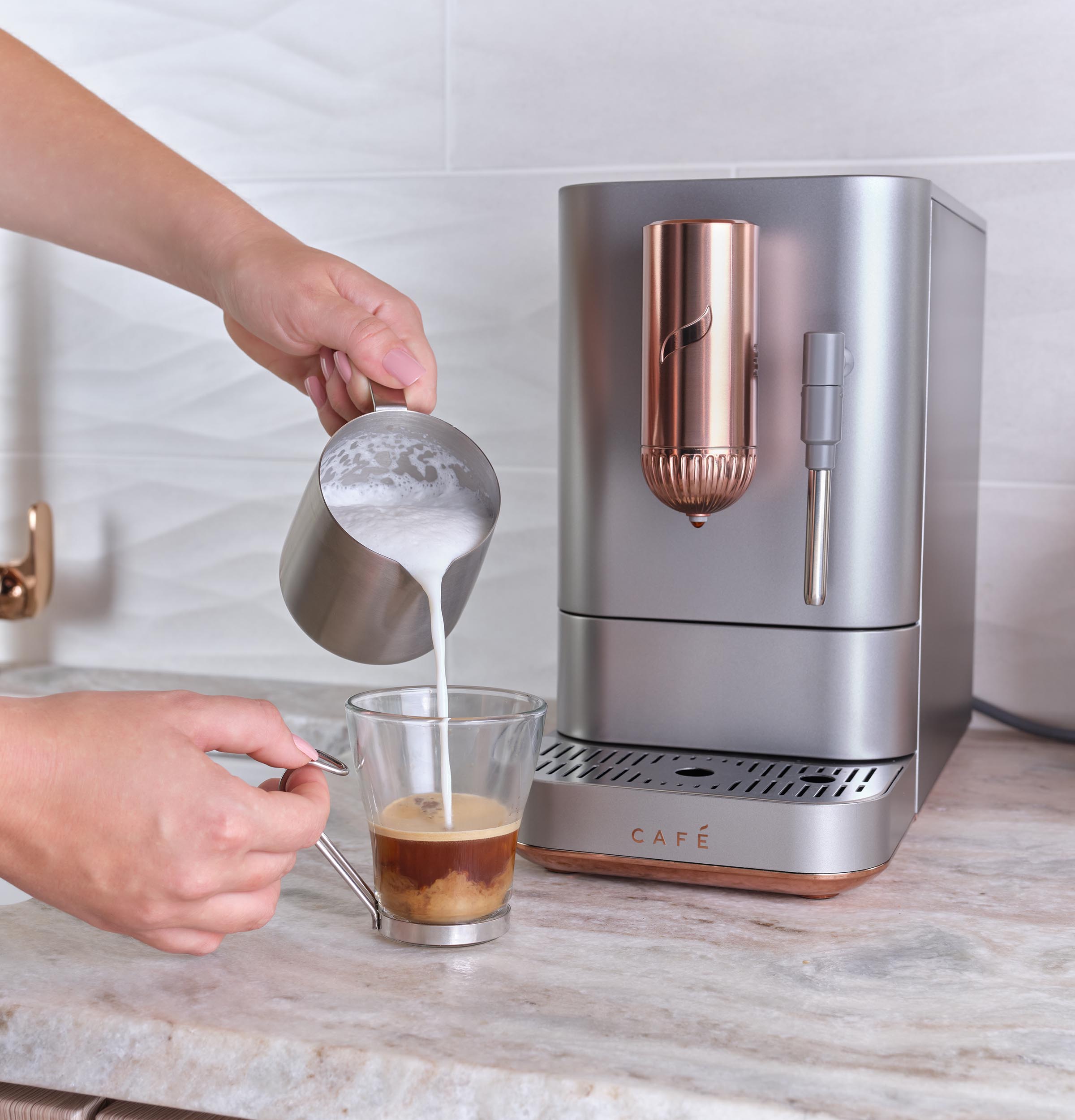 Affetto Automatic Espresso Machine + Frother C7CEBBS2RS3