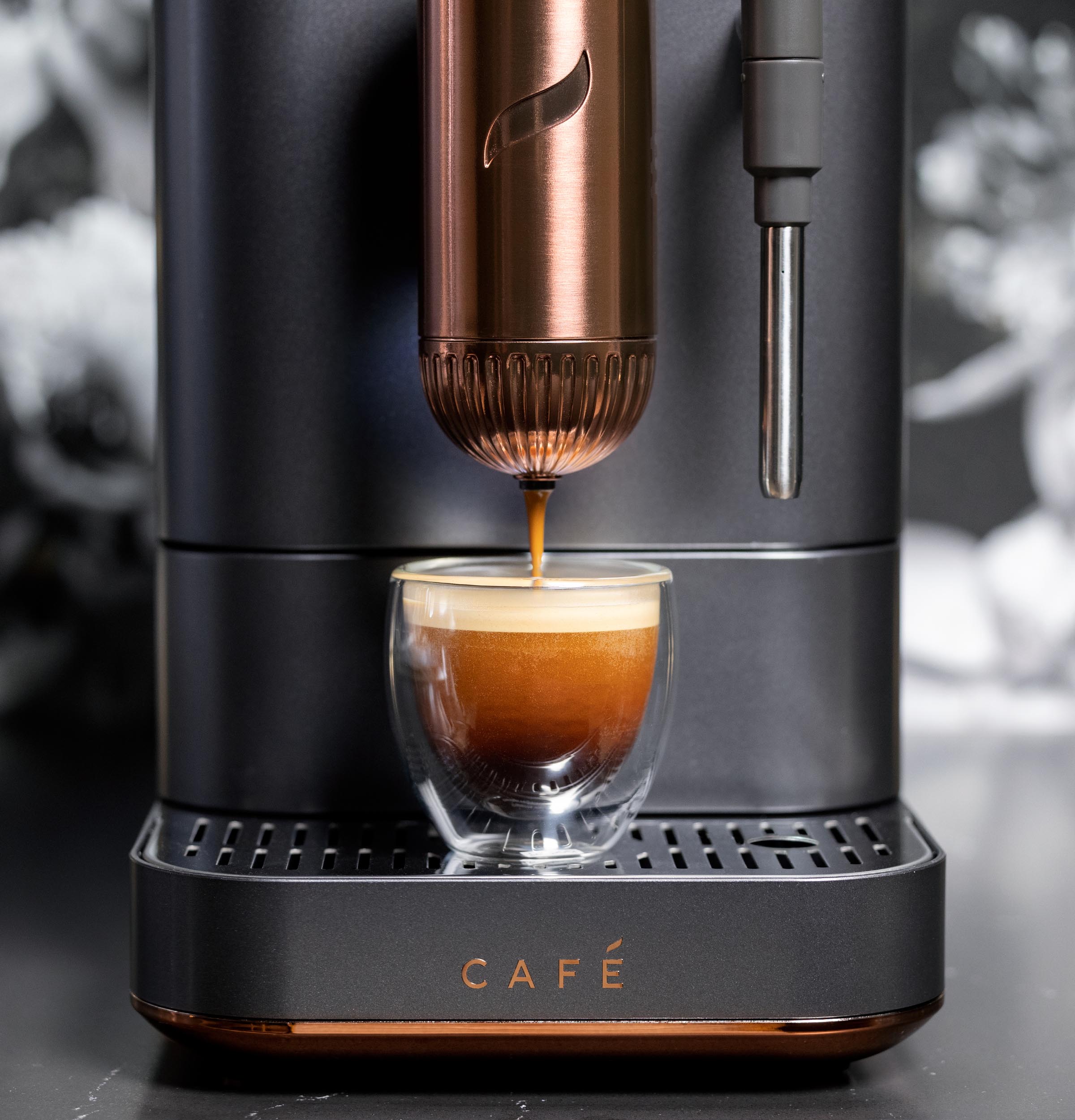CAFÉ™ AFFETTO Automatic Espresso Machine + Frother C7CEBBS3RD3