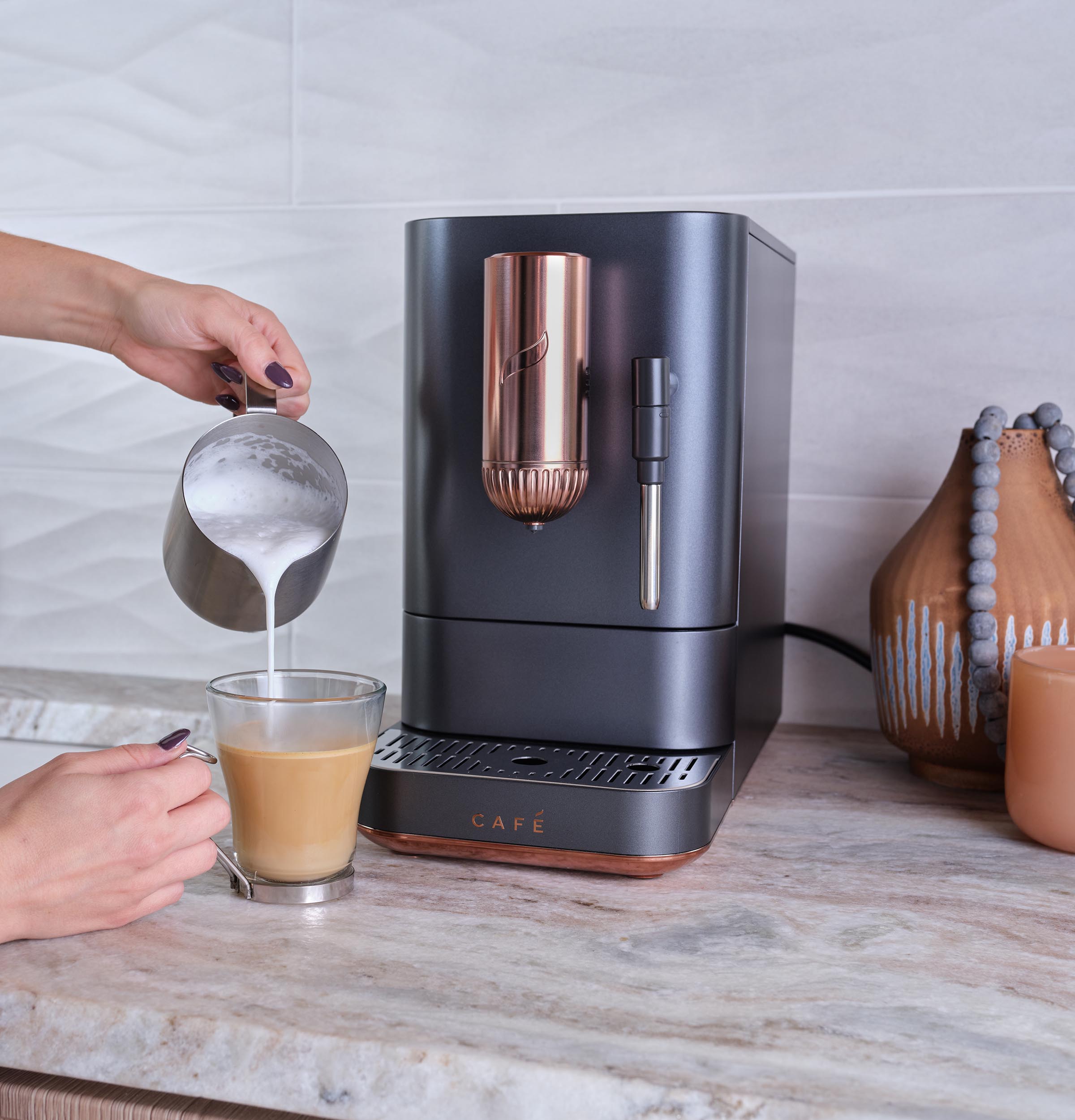 CAFÉ™ AFFETTO Automatic Espresso Machine + Frother C7CEBBS3RD3