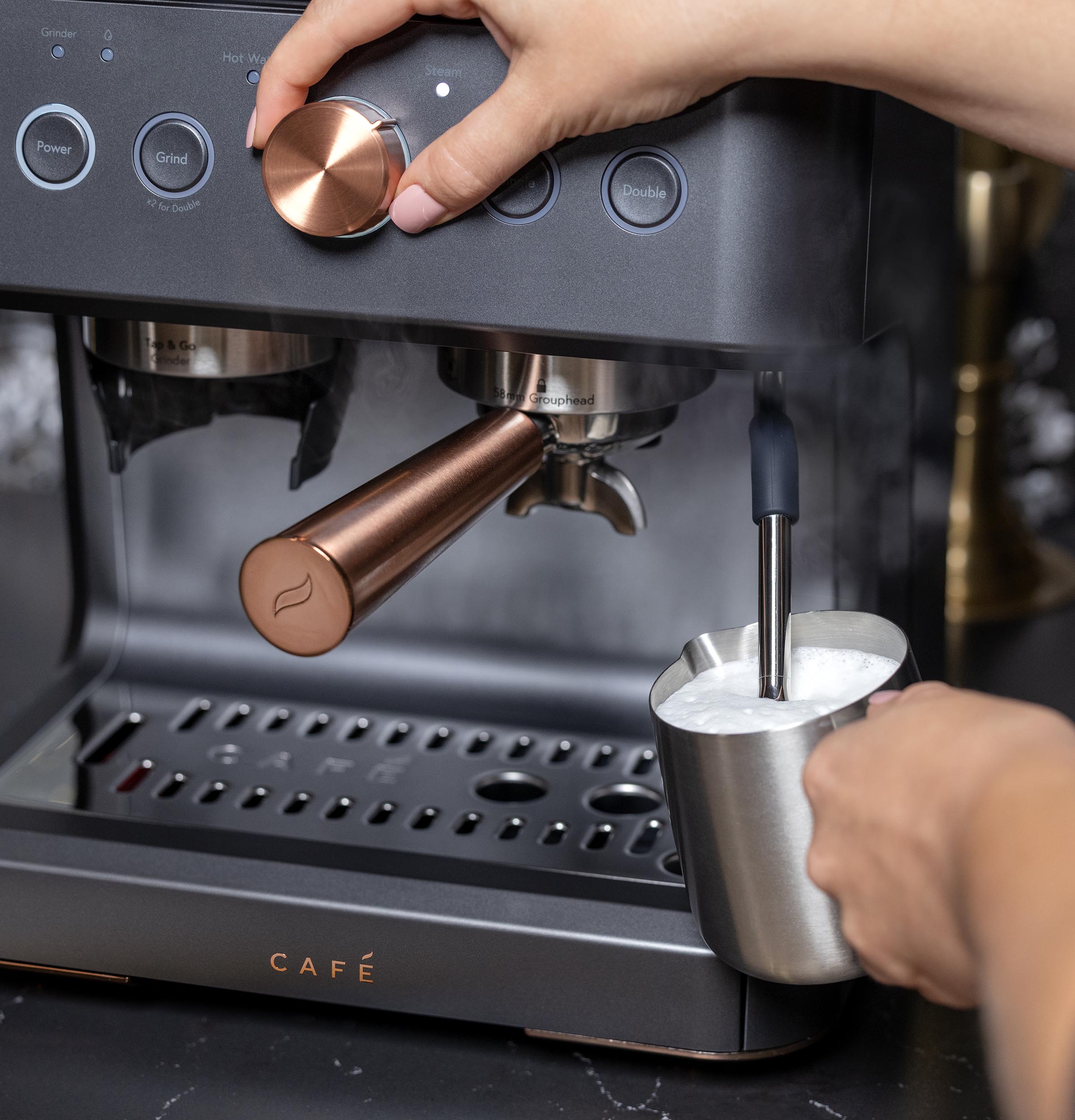 Bellissimo Semi Automatic Espresso Machine + Frother C7CESAS3RD3