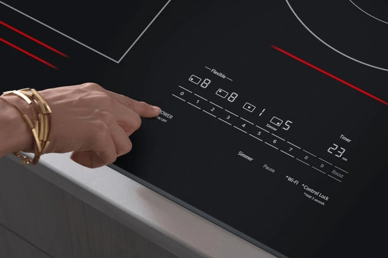Backlit SmoothTouch® Glass Controls