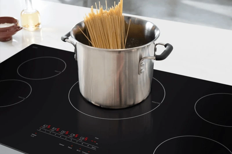 UltraHeat™ 4.3kW Element for Quick Boil or True Simmer