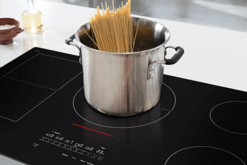 UltraHeat™ 5.0kW Element for Quick Boil or True Simmer