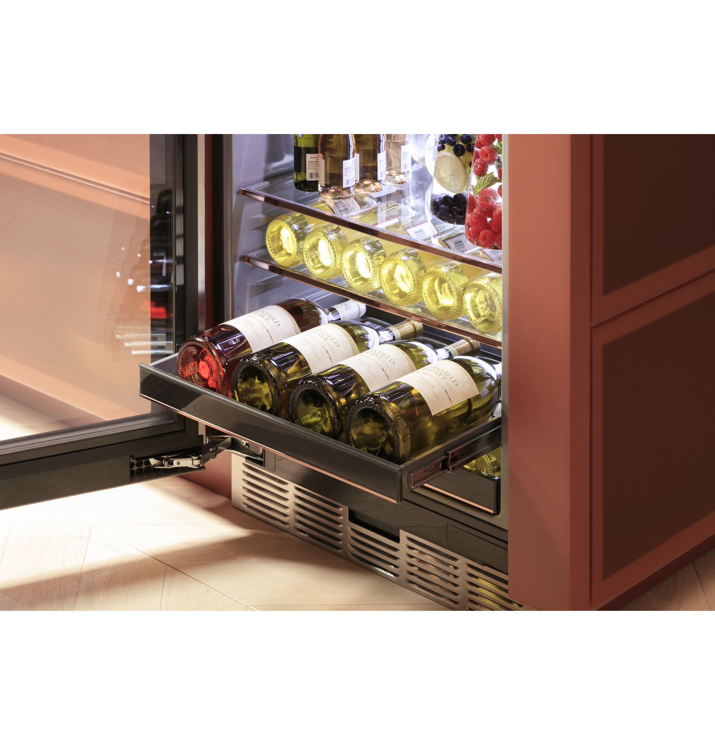 CAFÉ™ Beverage Center in Platinum Glass view 13