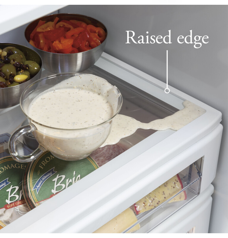 CAFÉ™ 21.3 Cu. Ft. Built-In Bottom-Freezer Refrigerator CDB36RP2PS1