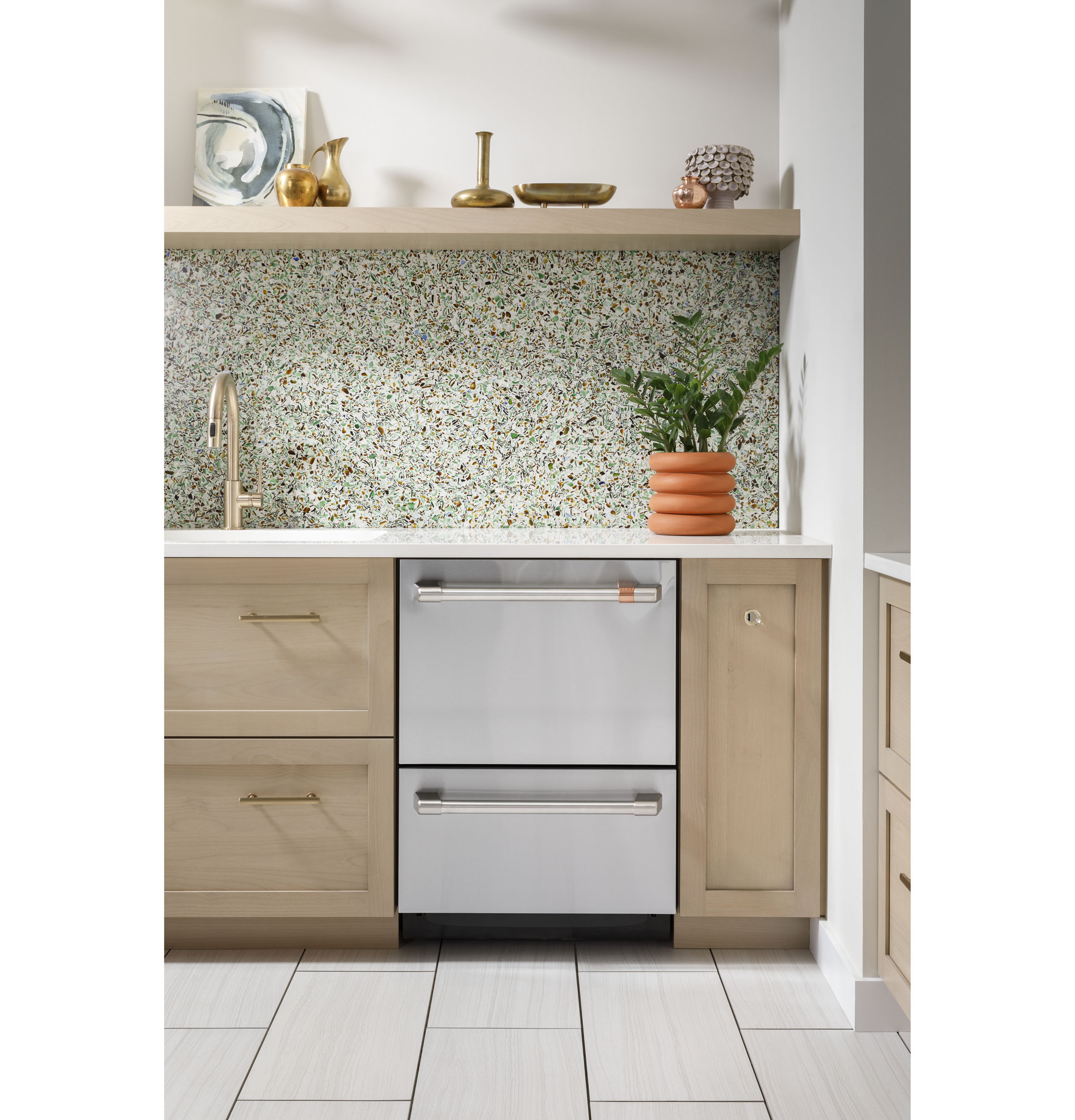 CAFÉ™ Dishwasher Double Drawer view 22