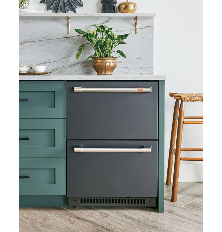 CAFÉ™ 5.7 Cu. Ft. Built-In Dual-Drawer Refrigerator view 10