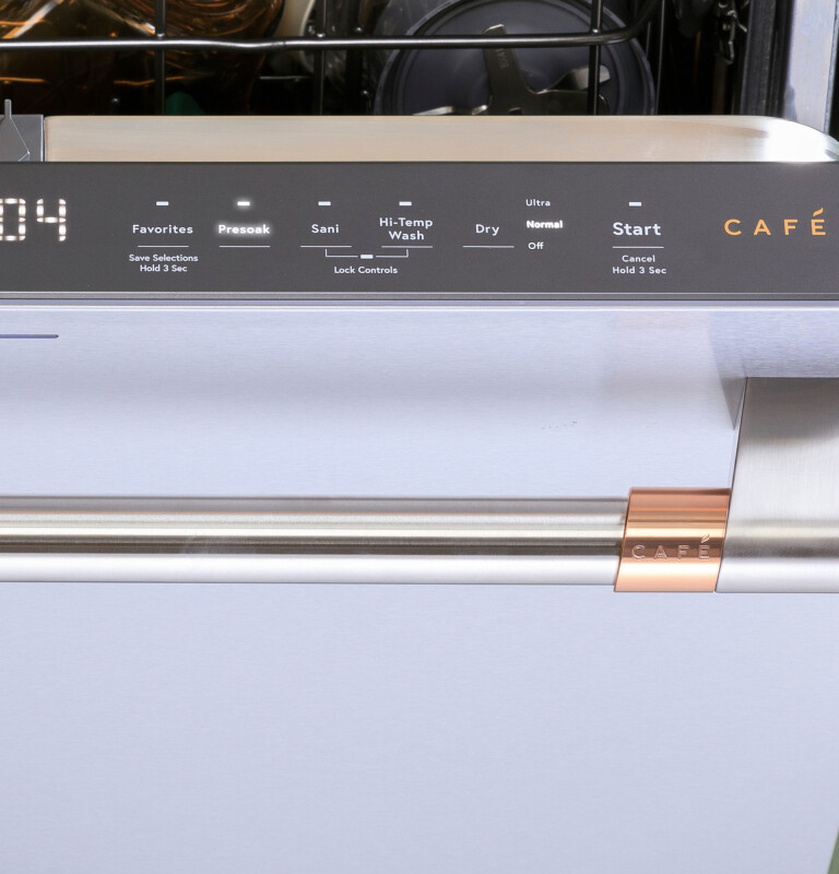 CafƩ Customfit Stainless Interior Dishwasher With Ultra Wash & Dry, 42 Dba CDT828P2VS1